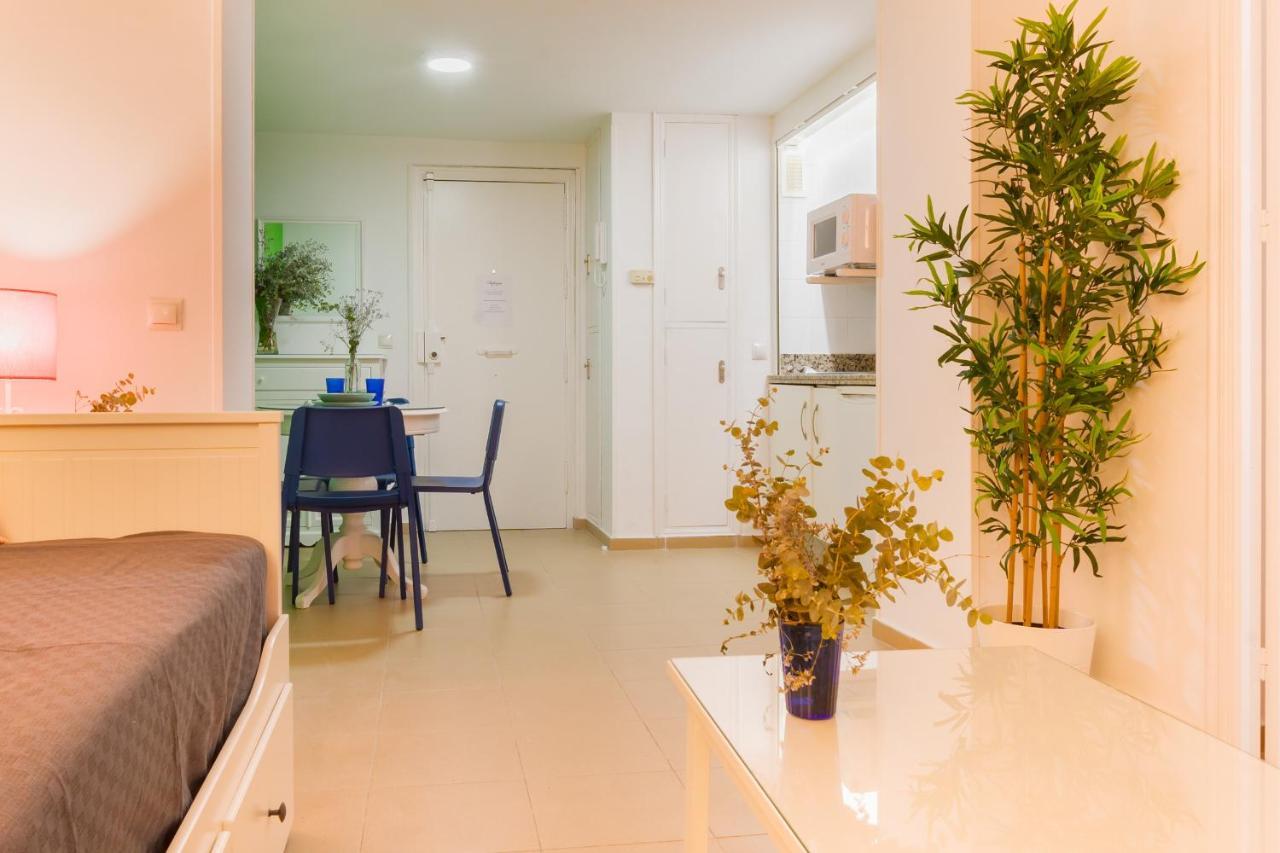Anfitrion Sevilla 3 Dış mekan fotoğraf